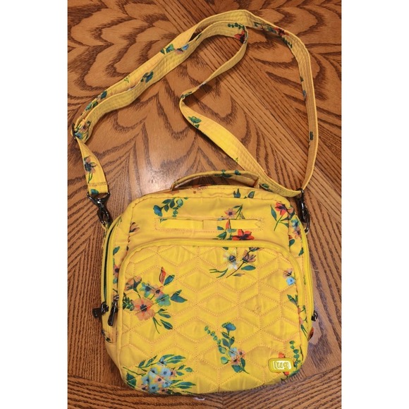 Lug Ranger Bouquet Yellow Floral Quilted Crossbody Purse Bag - EUC - Picture 3 of 10